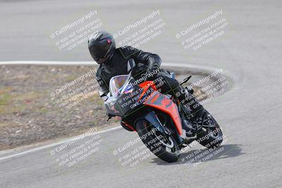 media/Mar-05-2023-TrackXperience (Sun) [[a95d40e56a]]/Group 2/session 2 turn 4/